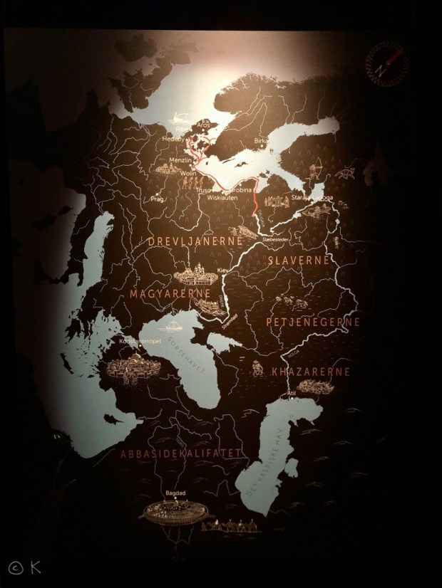 MOMU viser RUS - Vikinger i øst @ Kirsten K Kester | MitLivsRejser.com